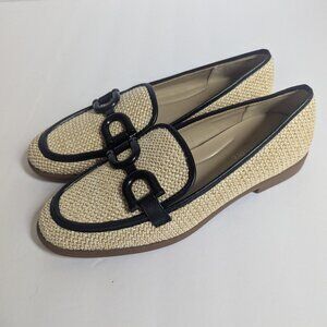 LIKE NEW KENNETH COLE "LINDA BIT LOAFER" navy/cream Size 7.5 Women's